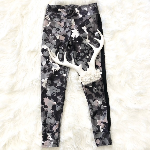 Joy Lab Workout Pants Black Gray Camo Print Medium - Picture 1 of 9
